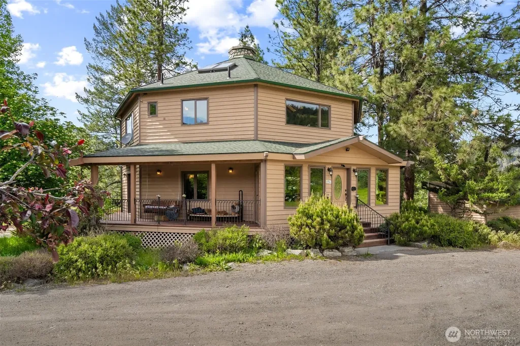 21 Louie Creek Road Curlew WA 99118