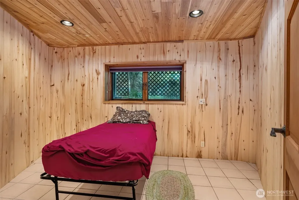 21 Louie Creek Road Curlew WA 99118