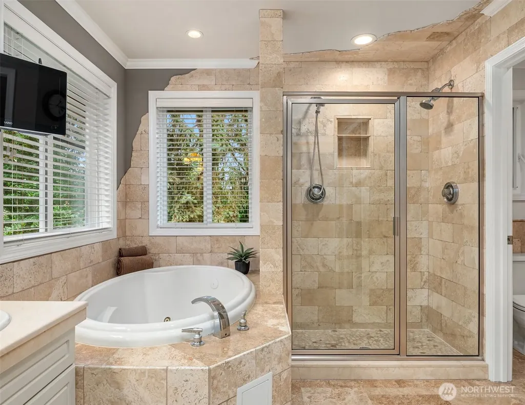 10523 NE 118th Lane Kirkland WA 98034