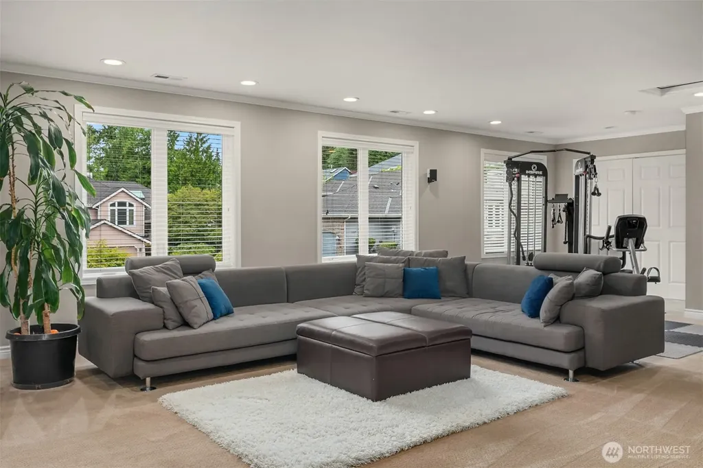 10523 NE 118th Lane Kirkland WA 98034