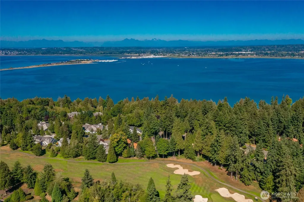 5518 Puffin Place Blaine WA 98230