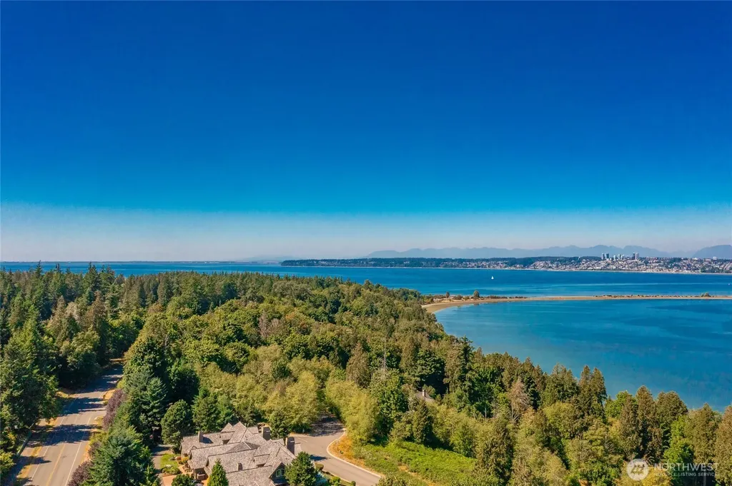 5518 Puffin Place Blaine WA 98230