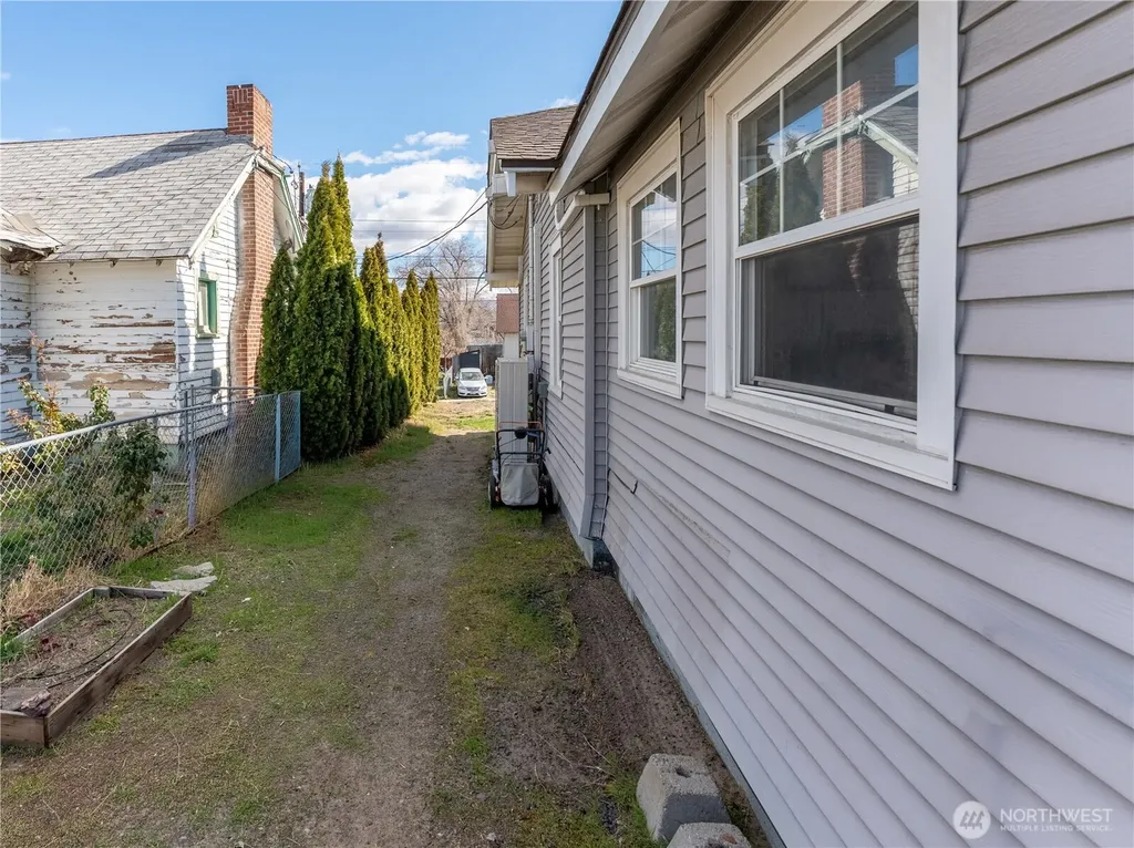 340 Malaga Avenue Wenatchee WA 98801