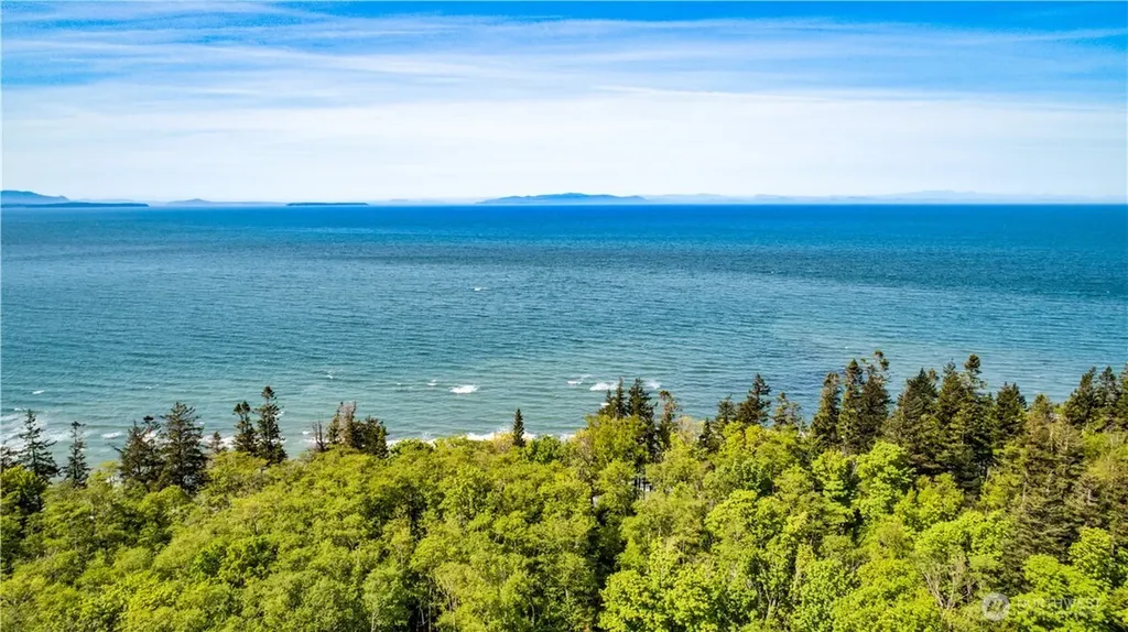 11 Koehn Road Blaine WA 98230