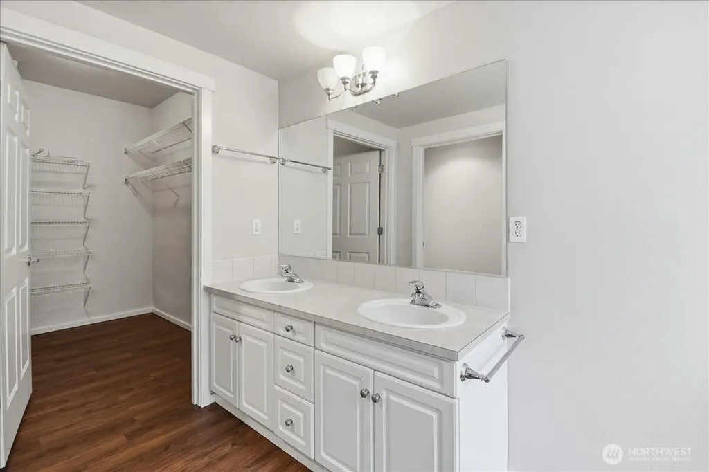107 164th Street SE Bothell WA 98012