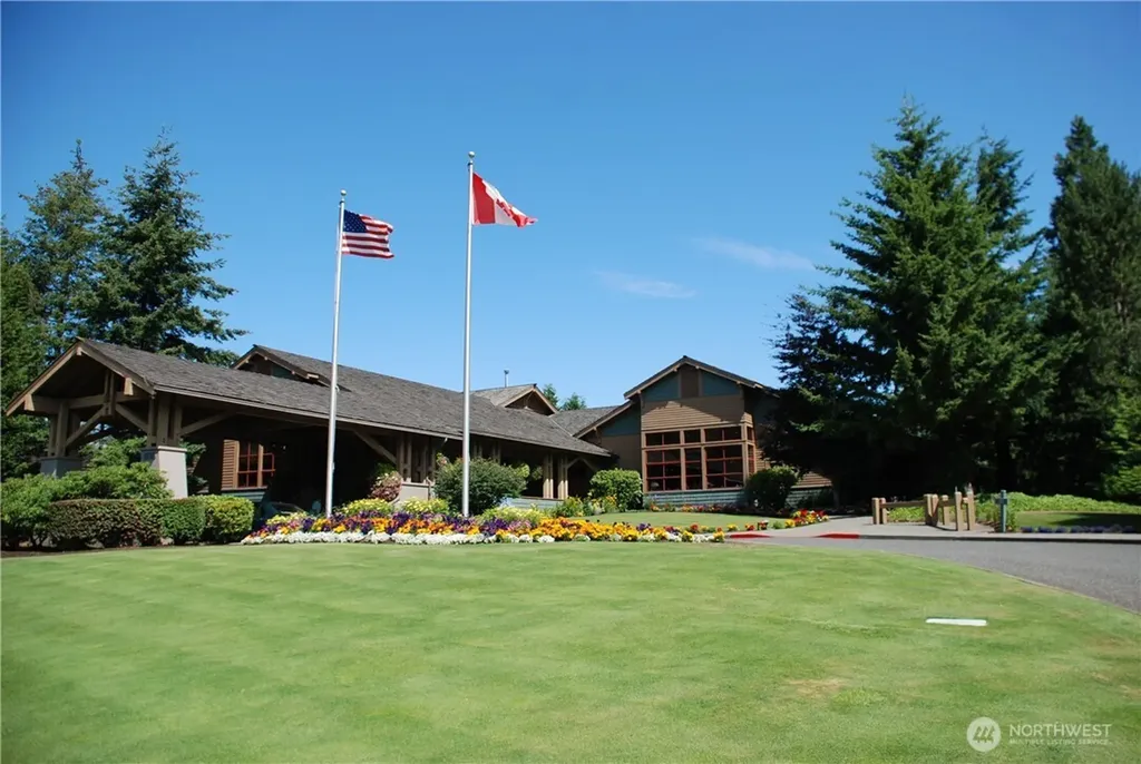 8975 Pine Sisken Blaine WA 98230