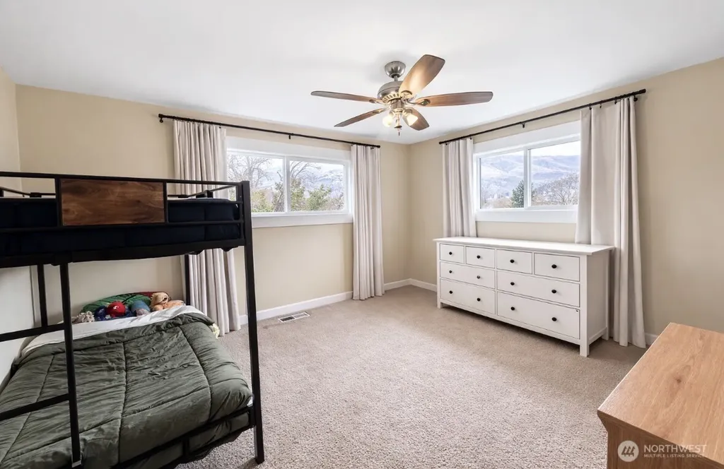 1127 Central Avenue Oroville WA 98844