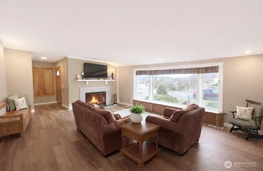 1127 Central Avenue Oroville WA 98844