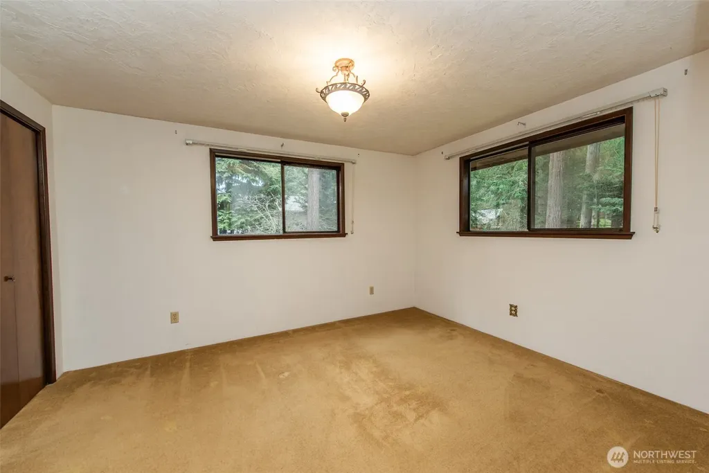 10 Percy Lane Sequim WA 98382