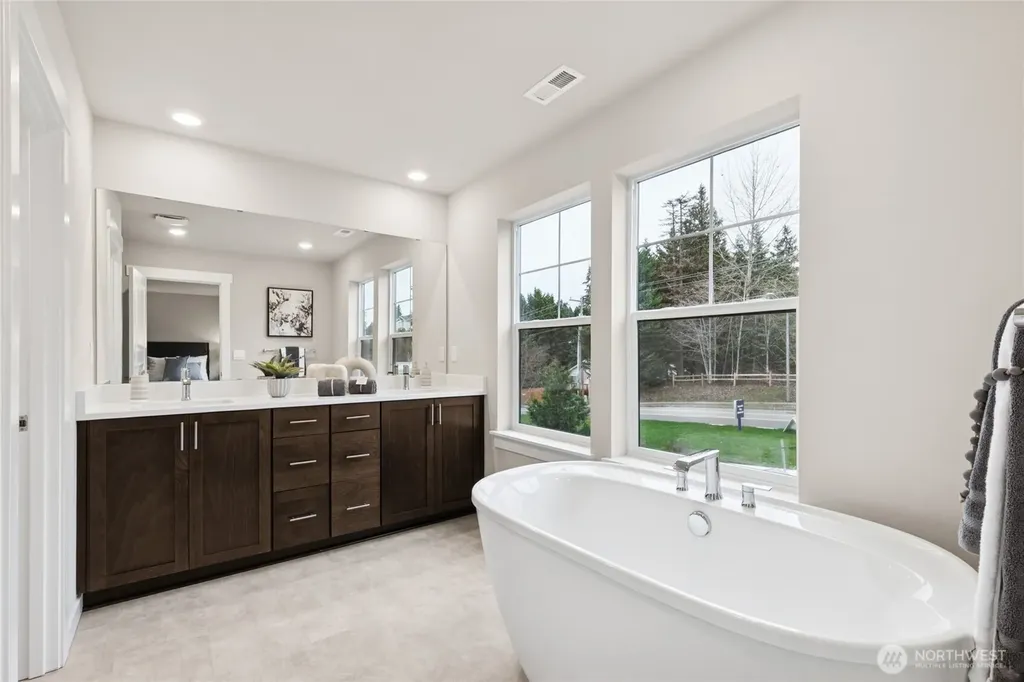 11424 SE 83rd Place Newcastle WA 98056