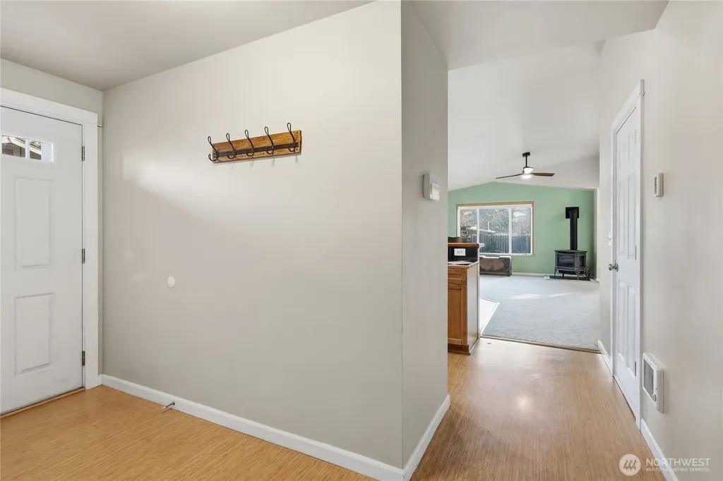 302 S Seventh Avenue Port Hadlock WA 98339