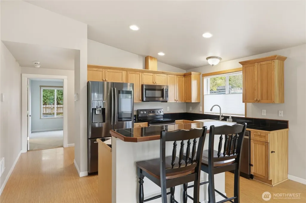 302 S Seventh Avenue Port Hadlock WA 98339