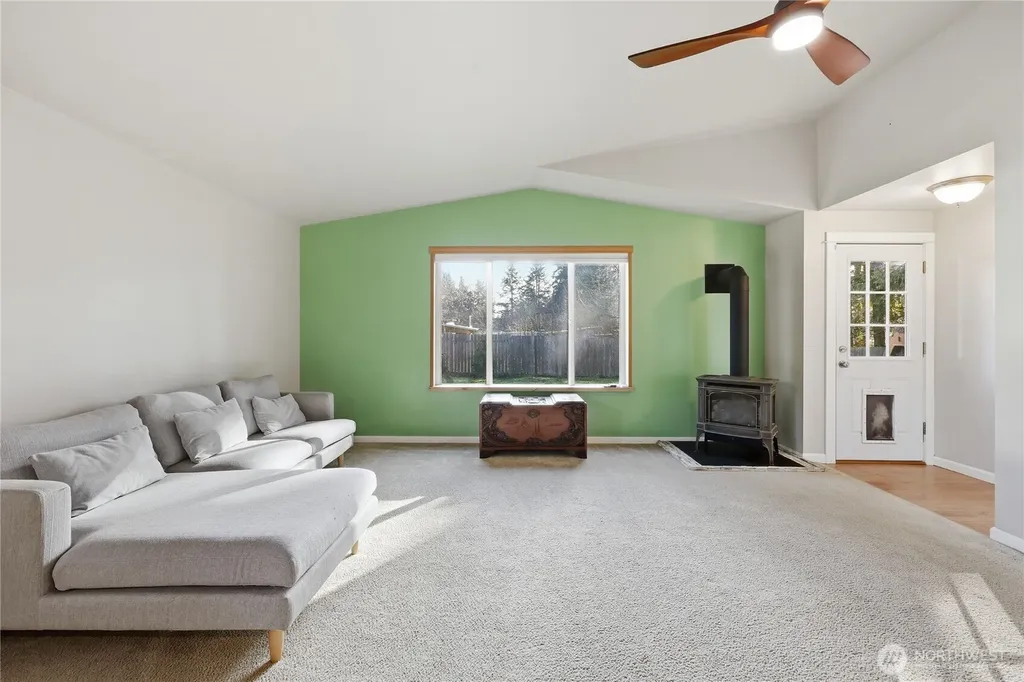 302 S Seventh Avenue Port Hadlock WA 98339