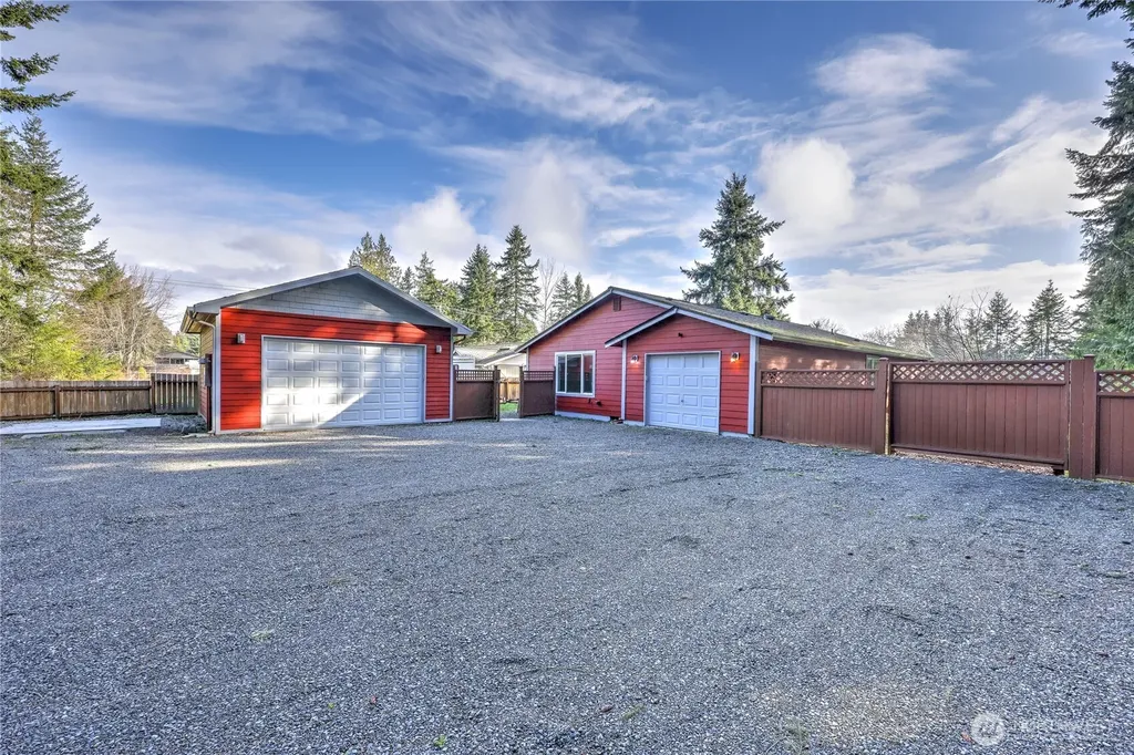 302 S Seventh Avenue Port Hadlock WA 98339