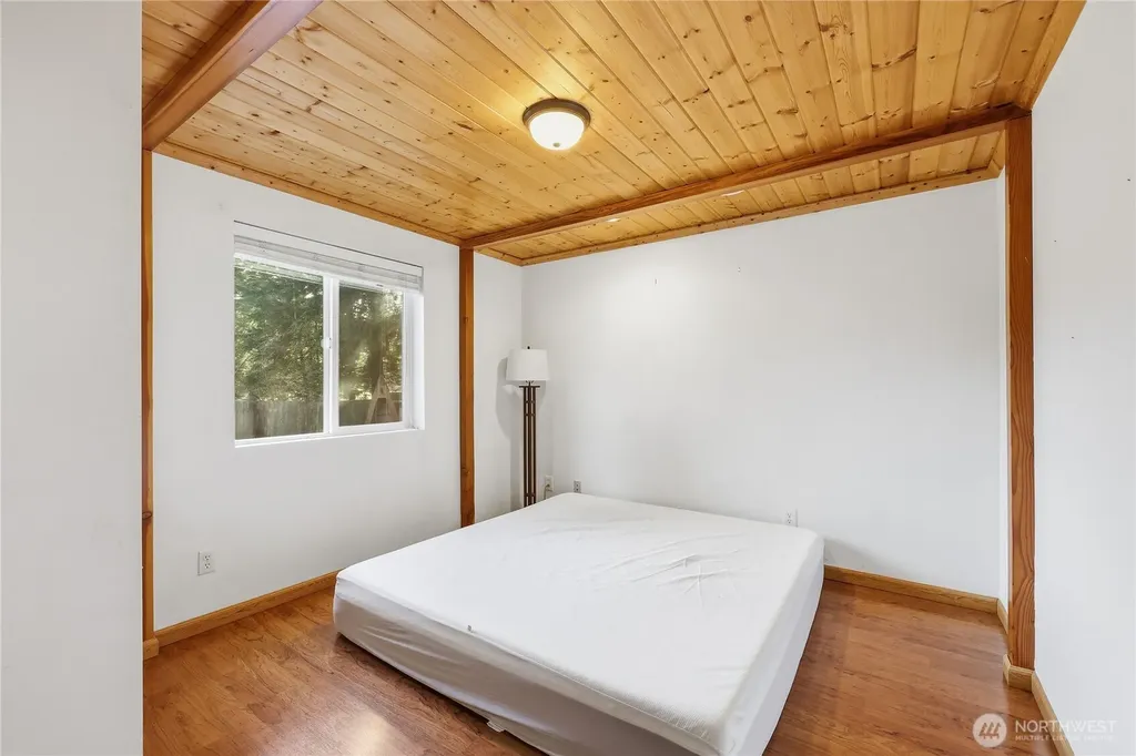 302 S Seventh Avenue Port Hadlock WA 98339