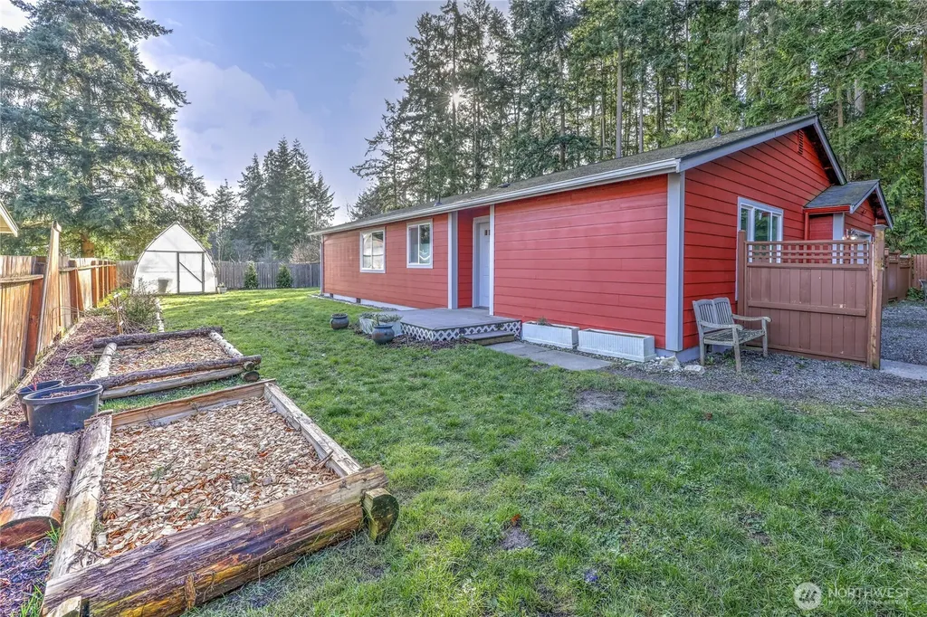 302 S Seventh Avenue Port Hadlock WA 98339
