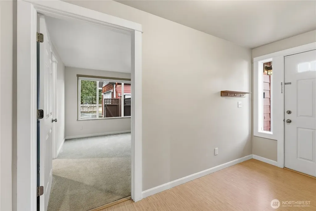 302 S Seventh Avenue Port Hadlock WA 98339
