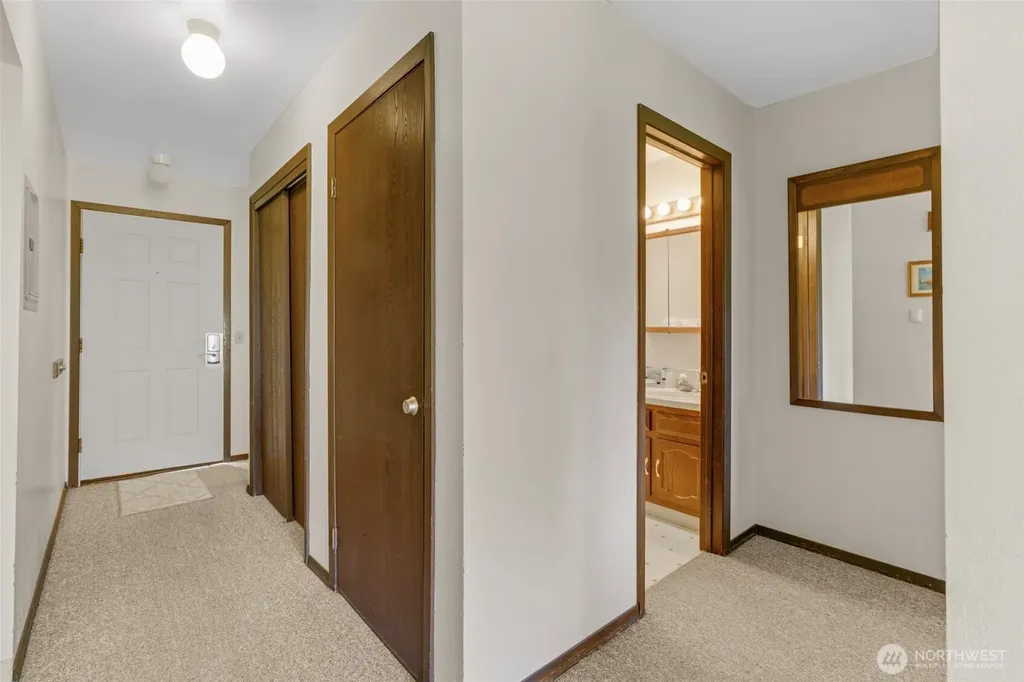 210 26th Street NW Long Beach WA 98631