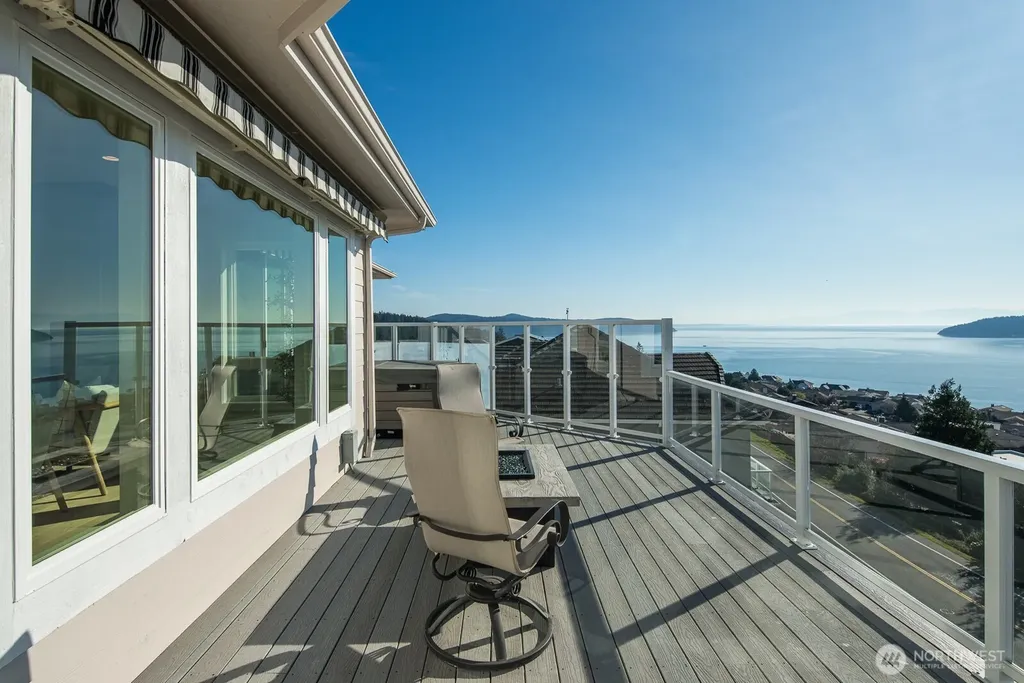 2402 Highland Drive Anacortes WA 98221