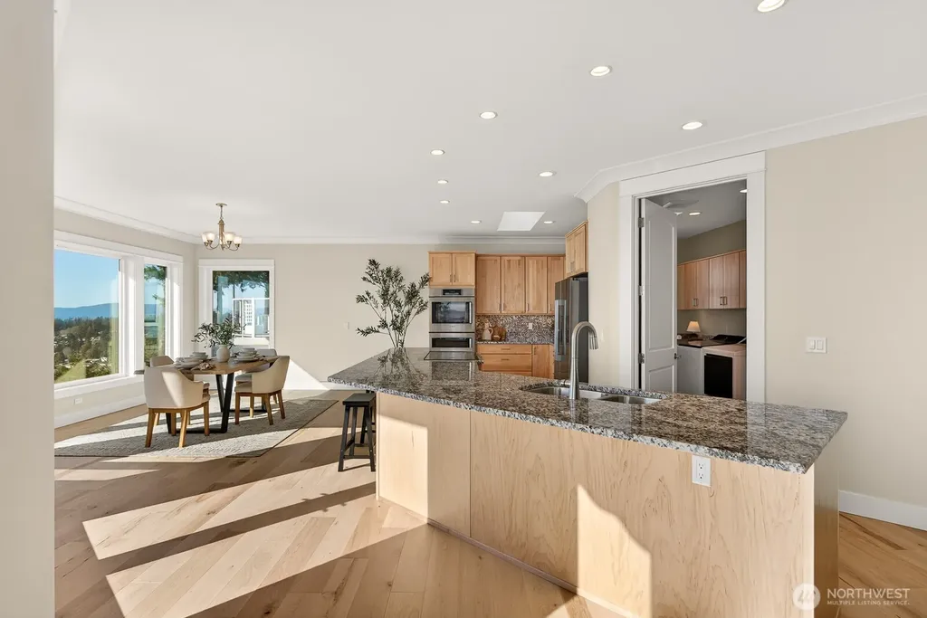 2402 Highland Drive Anacortes WA 98221
