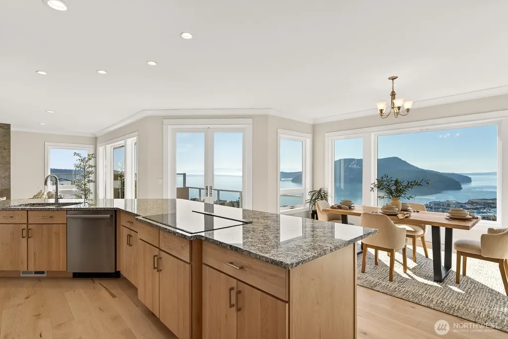 2402 Highland Drive Anacortes WA 98221