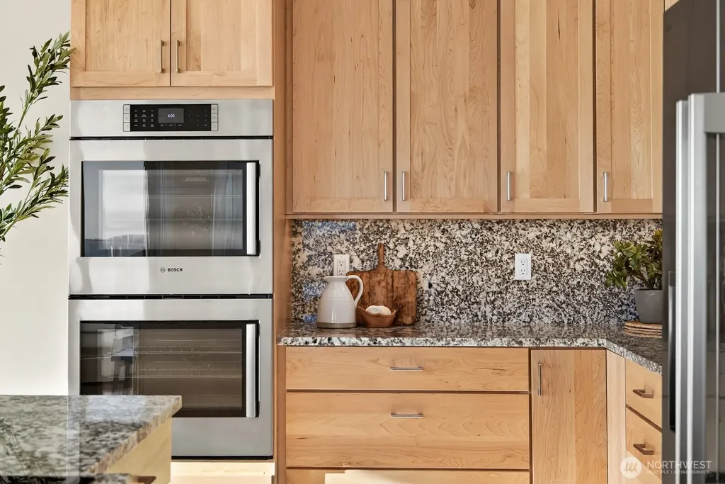 2402 Highland Drive Anacortes WA 98221
