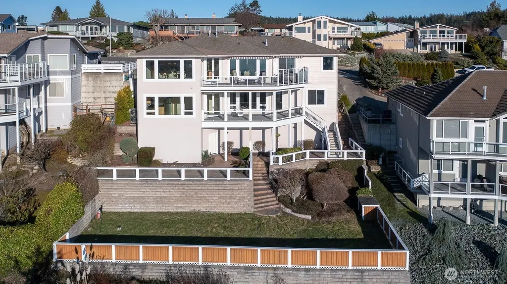 2402 Highland Drive Anacortes WA 98221