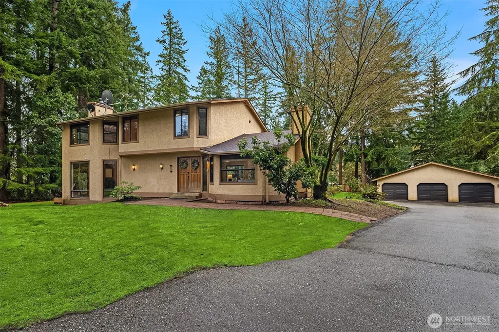 22223 NE 82nd Place Redmond WA 98053