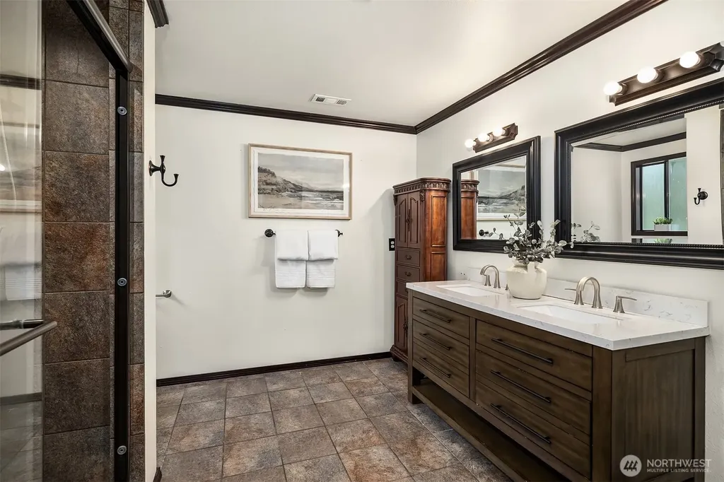 22223 NE 82nd Place Redmond WA 98053