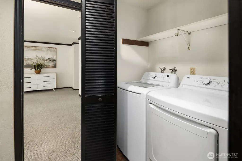 22223 NE 82nd Place Redmond WA 98053
