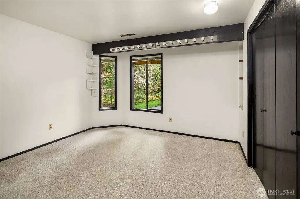 22223 NE 82nd Place Redmond WA 98053