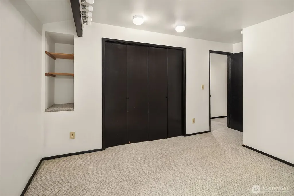 22223 NE 82nd Place Redmond WA 98053