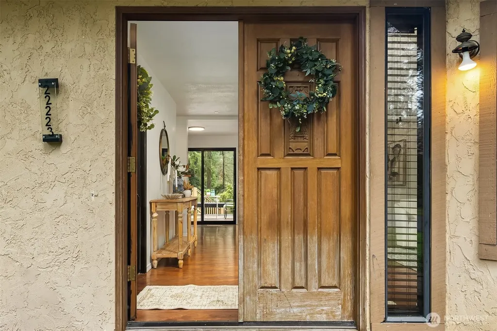 22223 NE 82nd Place Redmond WA 98053