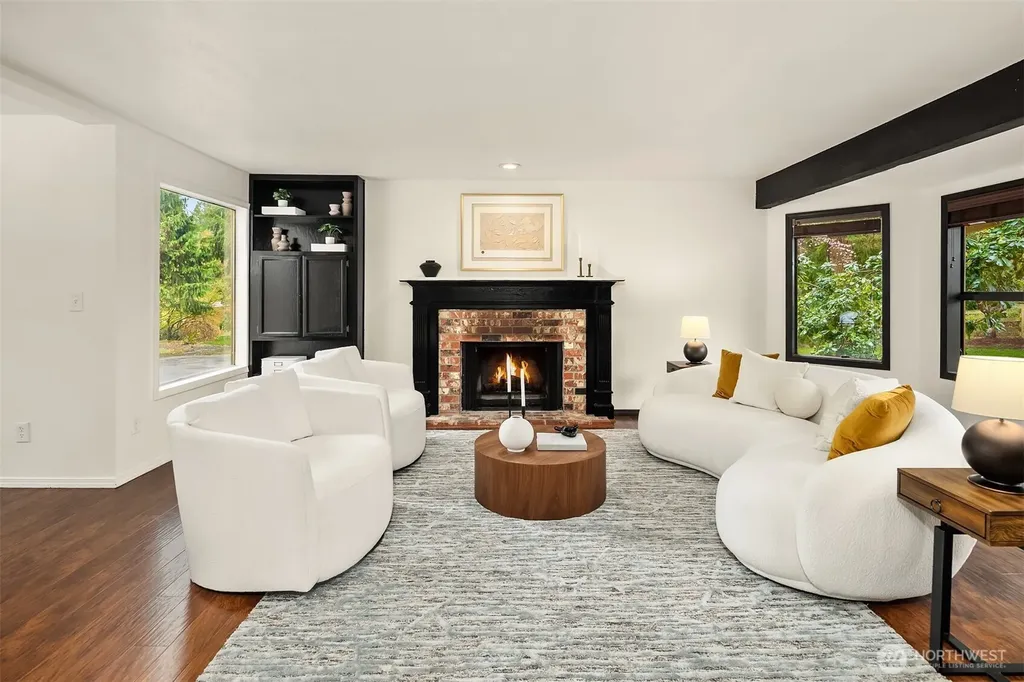 22223 NE 82nd Place Redmond WA 98053