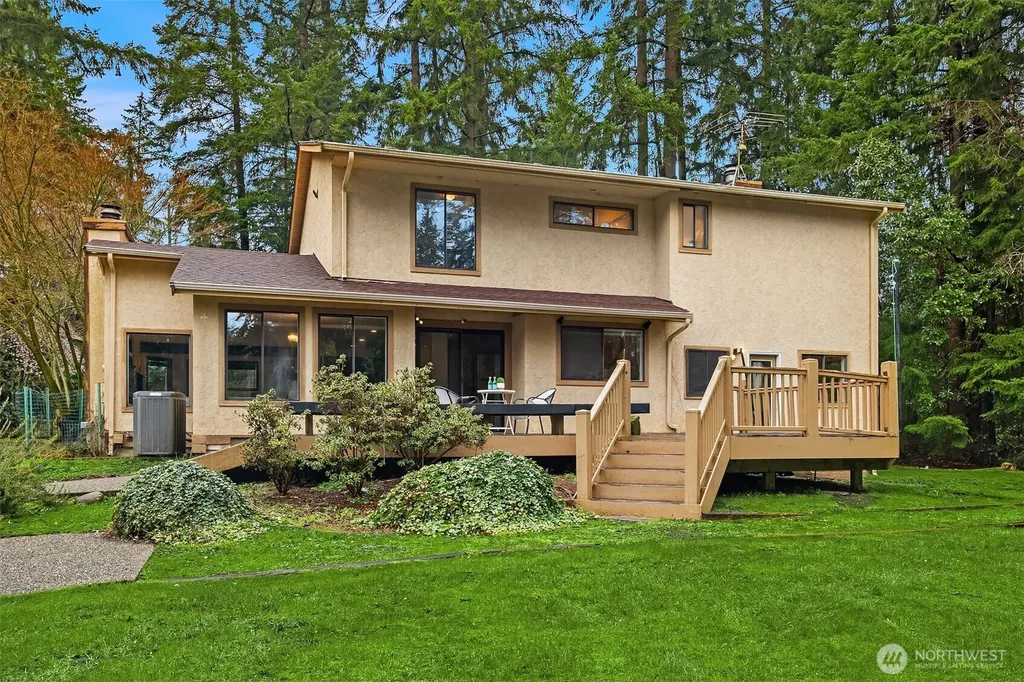 22223 NE 82nd Place Redmond WA 98053