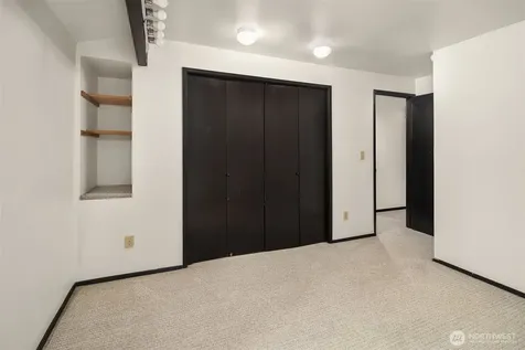 22223 NE 82nd Place Redmond WA 98053