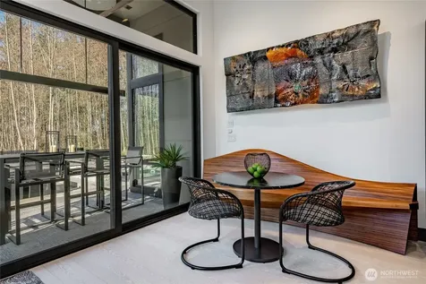 5684 Lux Lane Blaine WA 98230