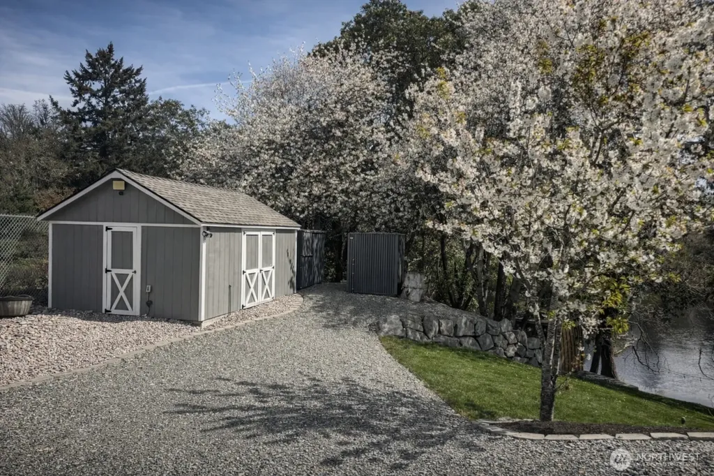 9620 116th Street SW Lakewood WA 98498
