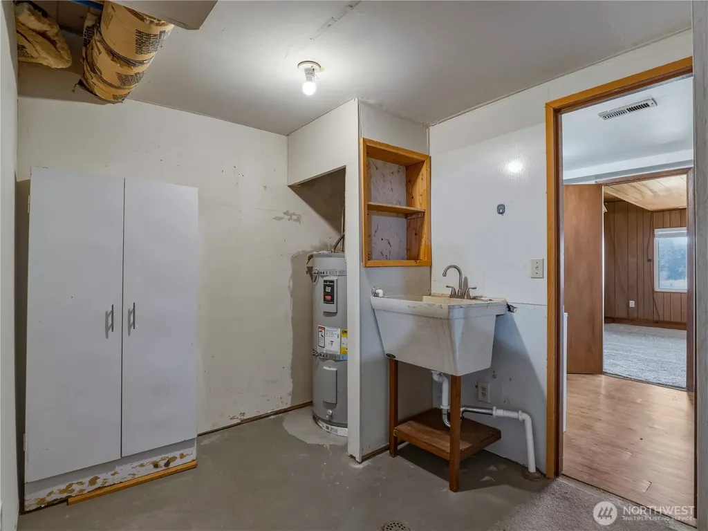 704 Flintstone Drive Camano Island WA 98282