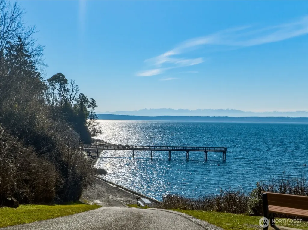 704 Flintstone Drive Camano Island WA 98282
