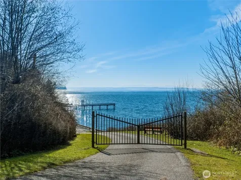 704 Flintstone Drive Camano Island WA 98282