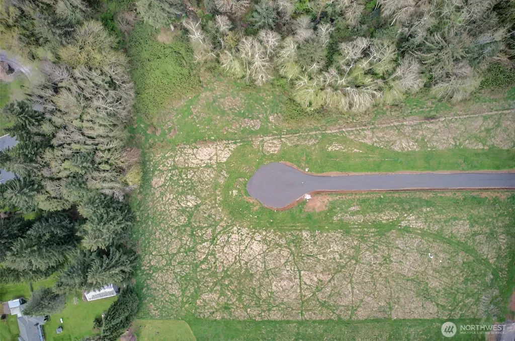13 Ma'uka Nani Drive Cathlamet WA 98612