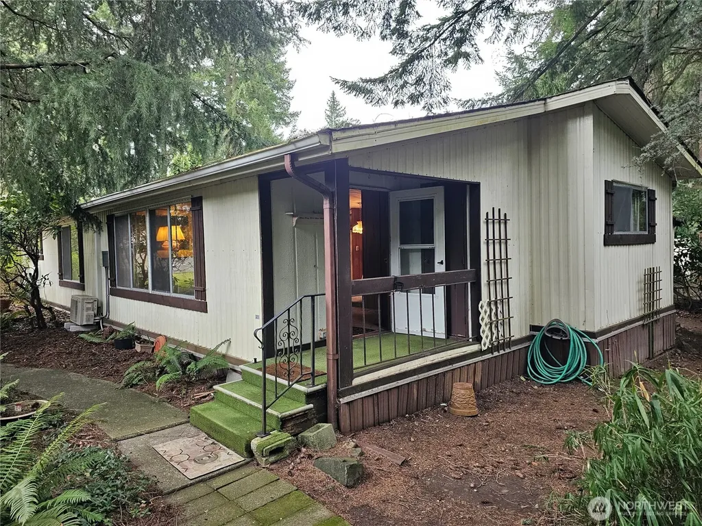 2419 Jahn Avenue NW Gig Harbor WA 98335