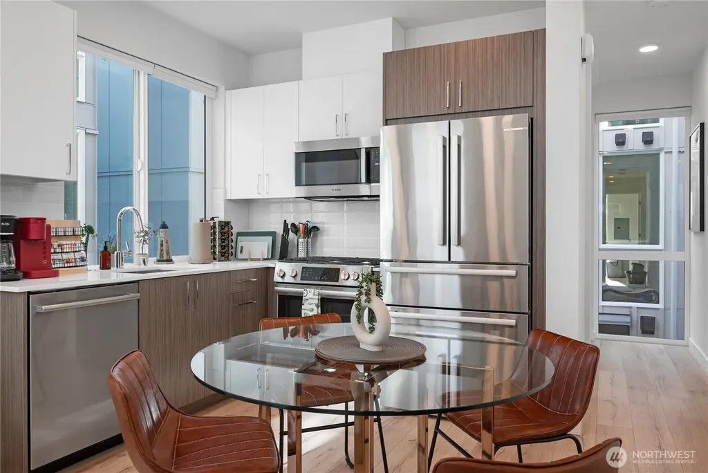 1728 11th Avenue Seattle WA 98122
