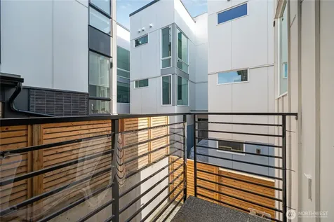 1728 11th Avenue Seattle WA 98122