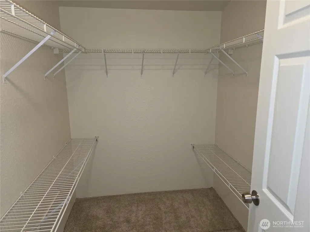 24006 222nd Avenue SE Maple Valley WA 98038