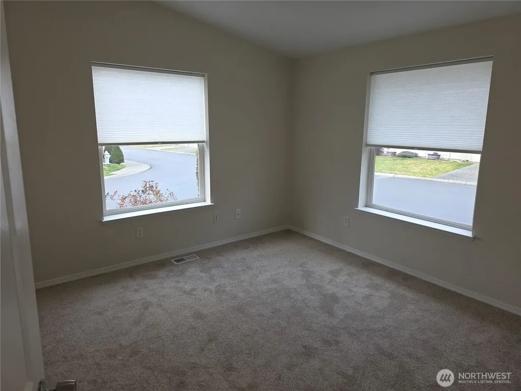 24006 222nd Avenue SE Maple Valley WA 98038