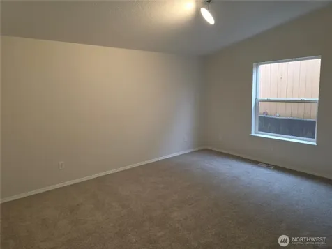 24006 222nd Avenue SE Maple Valley WA 98038