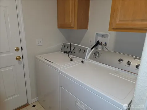 24006 222nd Avenue SE Maple Valley WA 98038