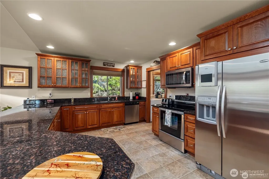 81 N Fawn Drive Hoodsport WA 98548
